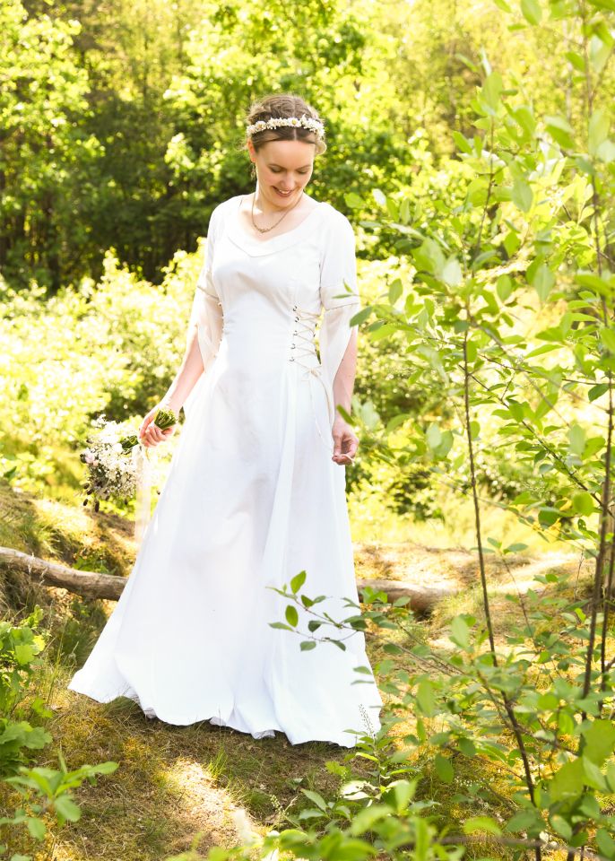 Hochzeitskleid mit Korsage weiß/natur 4